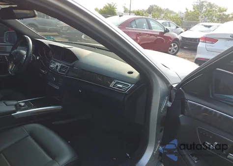 2016 Mercedes-Benz E 350 4Matic z USA, uszkodzony, nr VIN WDDHF8JB5GB263363